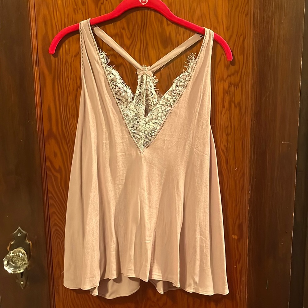 Never worn lace lined tank